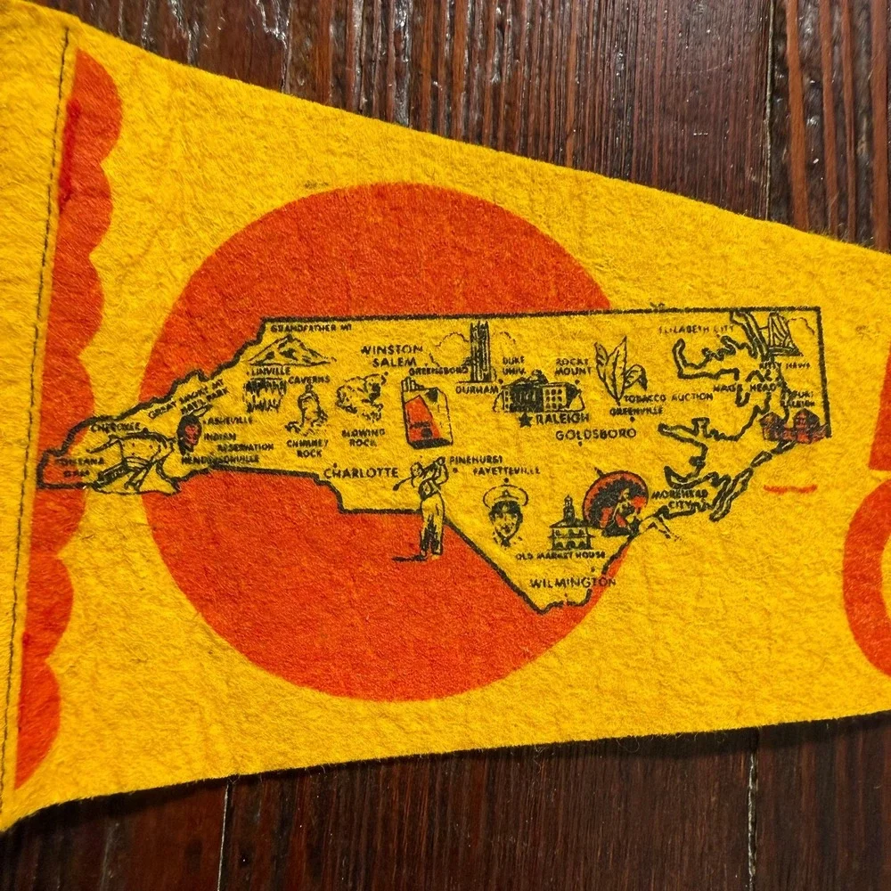 VTG 1960s North Carolina Felt Pennant‎ Yellow Map Charlotte Raleigh